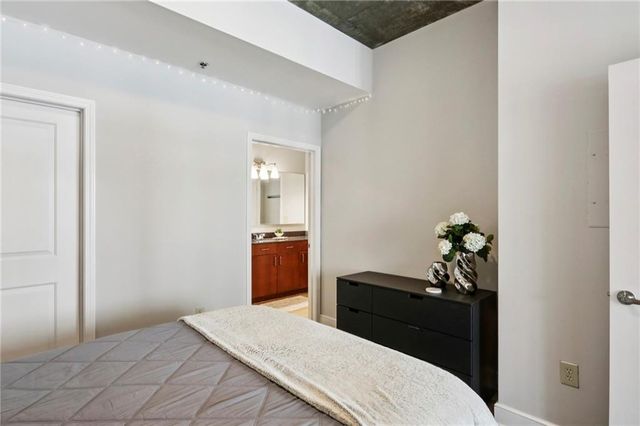 44 Peachtree Place NW 1429, Atlanta, GA 30309