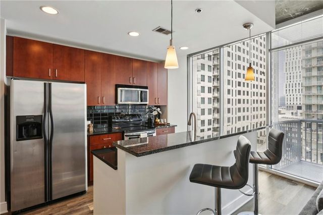 44 Peachtree Place NW 1429, Atlanta, GA 30309