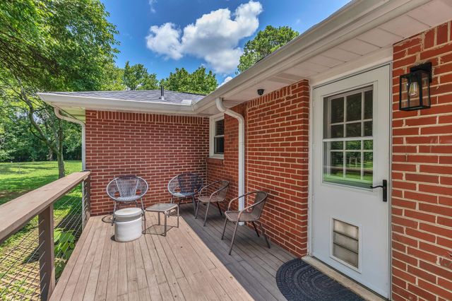 457 Ewing Ln, Nashville, TN 37207