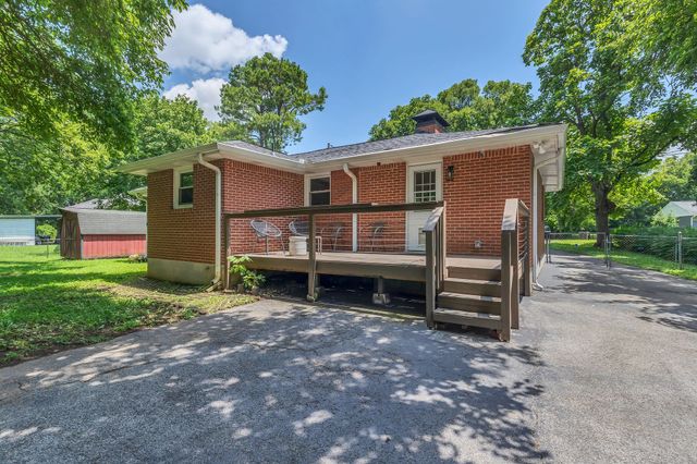 457 Ewing Ln, Nashville, TN 37207