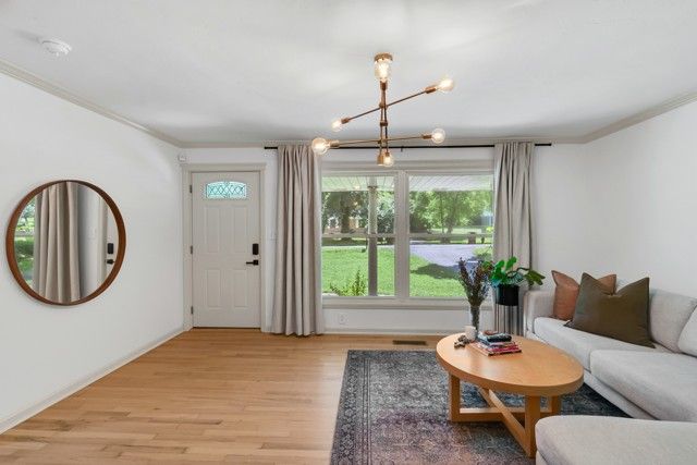 457 Ewing Ln, Nashville, TN 37207