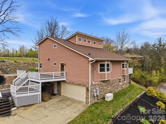 93 Hidden Falls Drive, Asheville, NC 28804