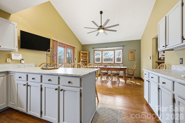 93 Hidden Falls Drive, Asheville, NC 28804