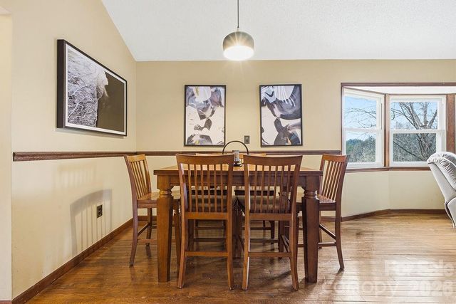 93 Hidden Falls Drive, Asheville, NC 28804