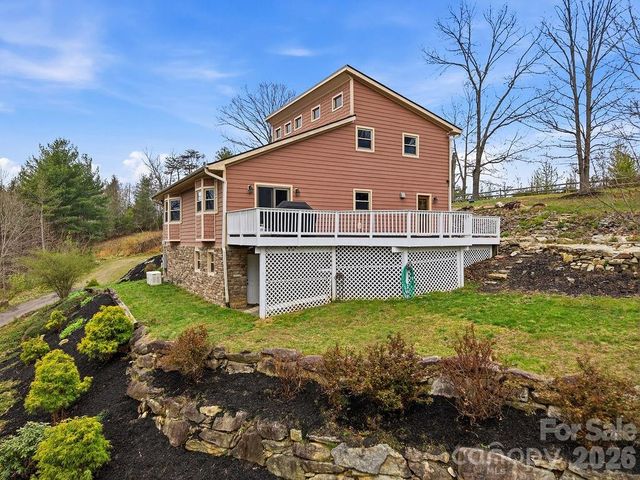 93 Hidden Falls Drive, Asheville, NC 28804