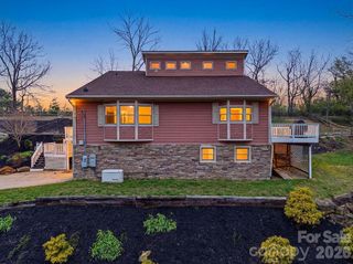 93 Hidden Falls Drive, Asheville, NC 28804