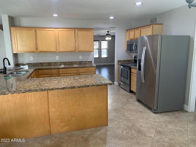 494 W Cotton Lane, Gilbert, AZ 85233