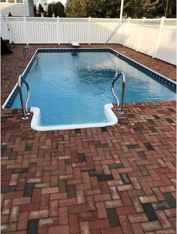 13 Newbury Street, Monroe, NY 10950