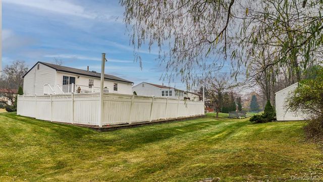 13 Newbury Street, Monroe, NY 10950