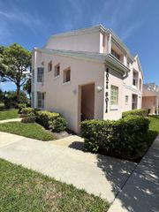 802 Muirfield Court 802a, Jupiter, FL 33458