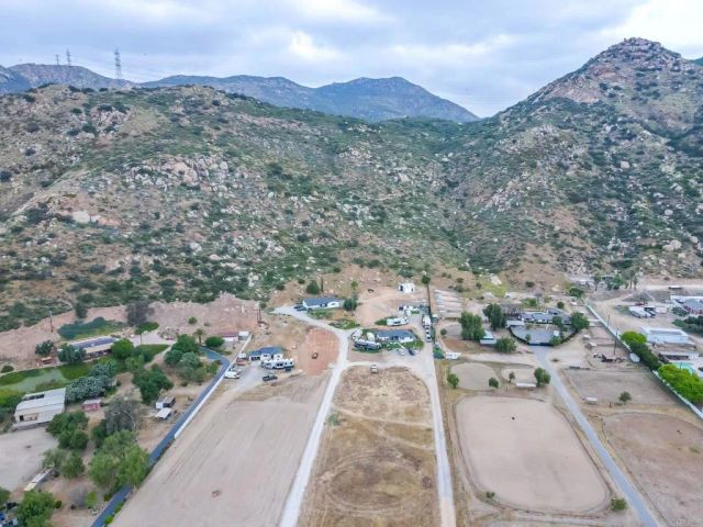 13510 Willow Road, Lakeside, CA 92040