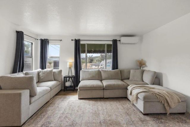 13510 Willow Road, Lakeside, CA 92040