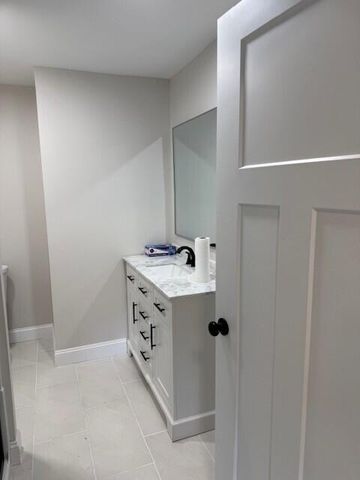 54 Massachusetts Street, Highland Park, MI 48203
