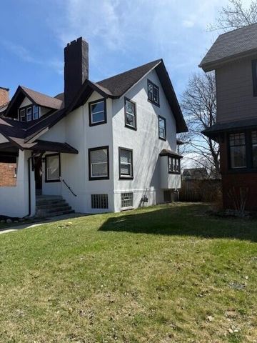 54 Massachusetts Street, Highland Park, MI 48203