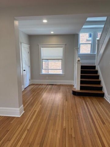 54 Massachusetts Street, Highland Park, MI 48203