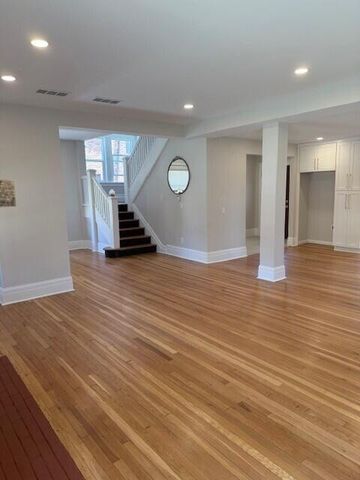 54 Massachusetts Street, Highland Park, MI 48203