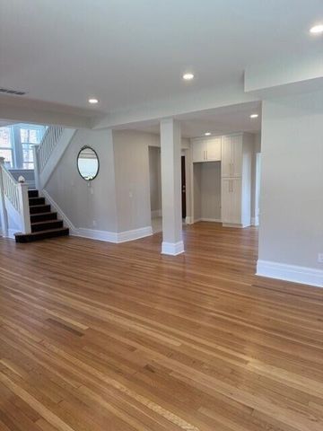 54 Massachusetts Street, Highland Park, MI 48203