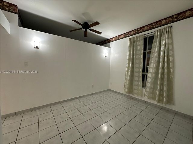 7420 W 20th Ave 446, Hialeah, FL 33016