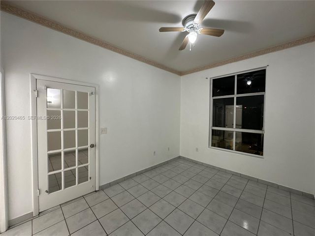 7420 W 20th Ave 446, Hialeah, FL 33016