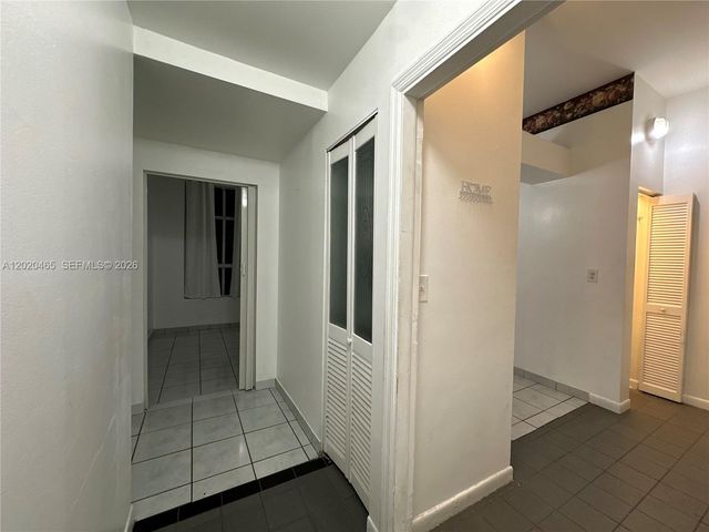 7420 W 20th Ave 446, Hialeah, FL 33016