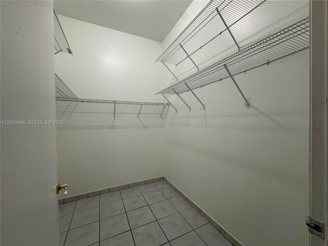 7420 W 20th Ave 446, Hialeah, FL 33016