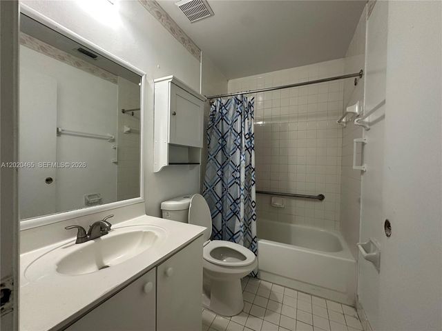 7420 W 20th Ave 446, Hialeah, FL 33016