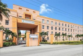 7420 W 20th Ave 446, Hialeah, FL 33016
