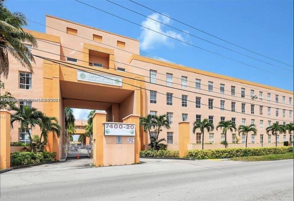 7420 W 20th Ave 446, Hialeah, FL 33016