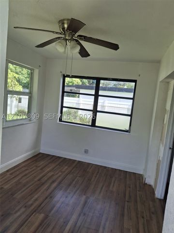 3271 NW 15 CT 3271, Lauderhill, FL 33311