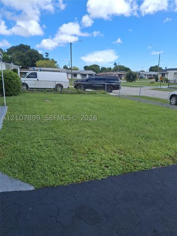 3271 NW 15 CT 3271, Lauderhill, FL 33311