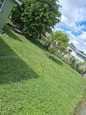 3271 NW 15 CT 3271, Lauderhill, FL 33311