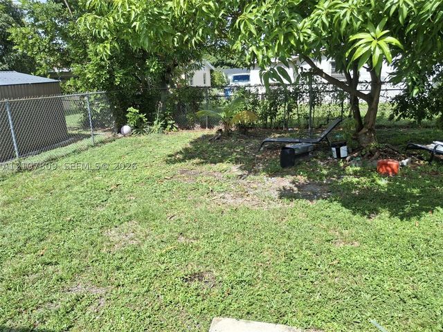 3271 NW 15 CT 3271, Lauderhill, FL 33311
