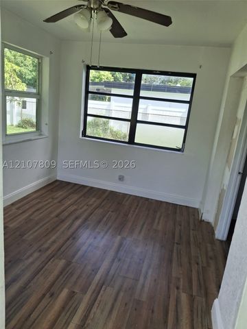 3271 NW 15 CT 3271, Lauderhill, FL 33311