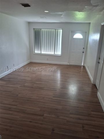 3271 NW 15 CT 3271, Lauderhill, FL 33311