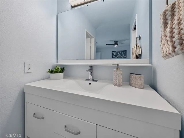 27055 Avenida Quintana, Cathedral City, CA 92234