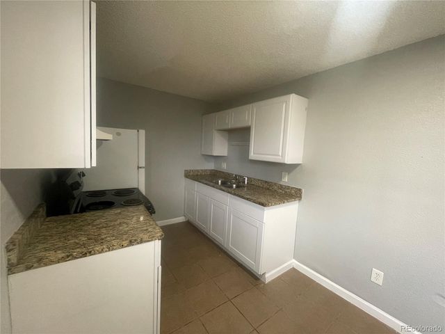 1622 Alton, Aurora, CO 80010