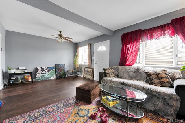 12099 Klinger Street, Hamtramck, MI 48212