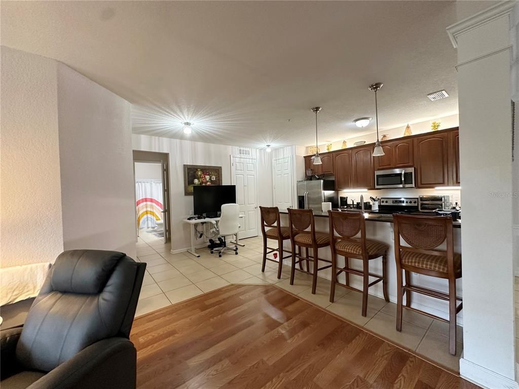 Image 10 of property listing at 5036 SHOREWAY LOOP 30505, Orlando, FL 32819