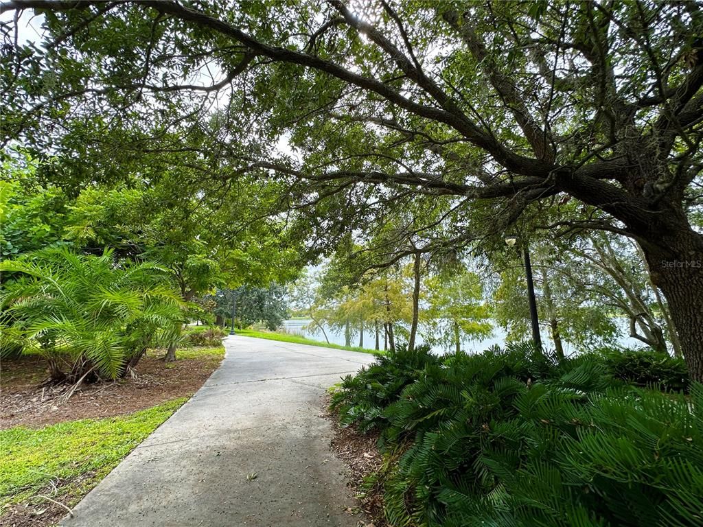 Image 53 of property listing at 5036 SHOREWAY LOOP 30505, Orlando, FL 32819