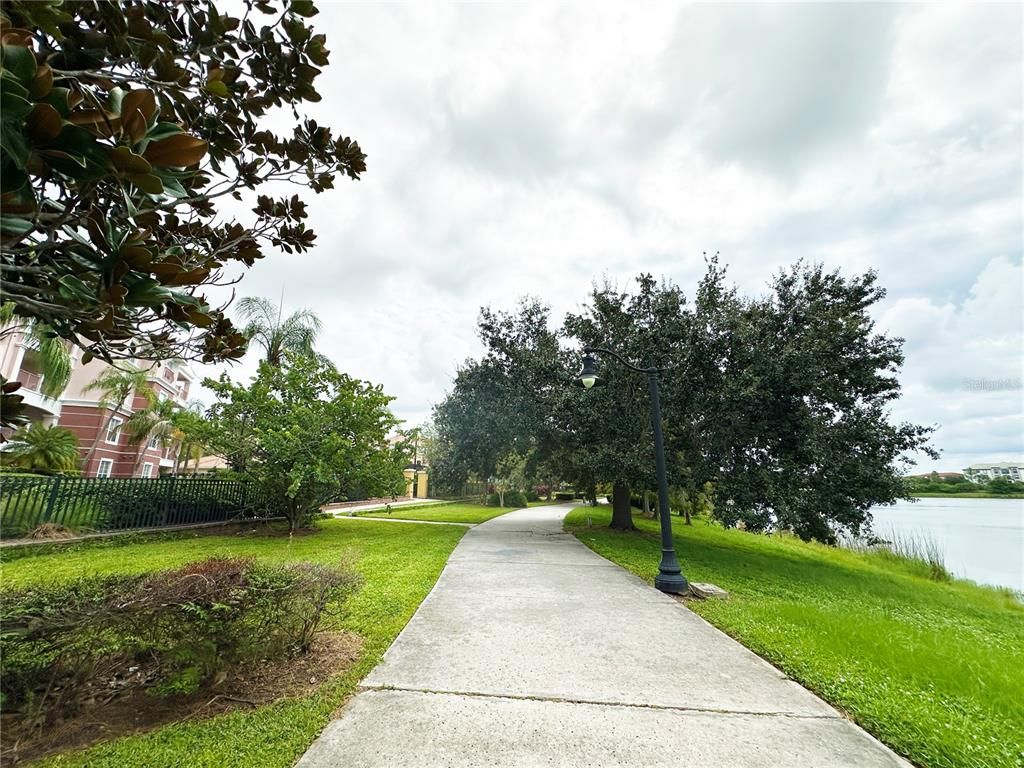 Image 54 of property listing at 5036 SHOREWAY LOOP 30505, Orlando, FL 32819