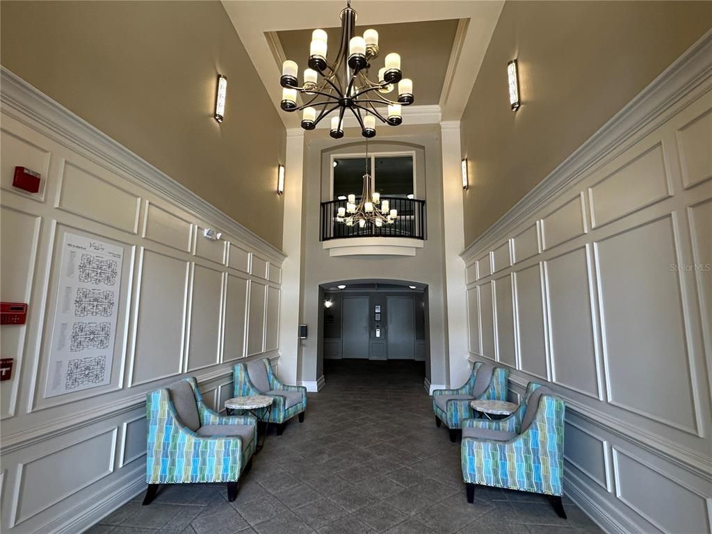 Image 6 of property listing at 5036 SHOREWAY LOOP 30505, Orlando, FL 32819