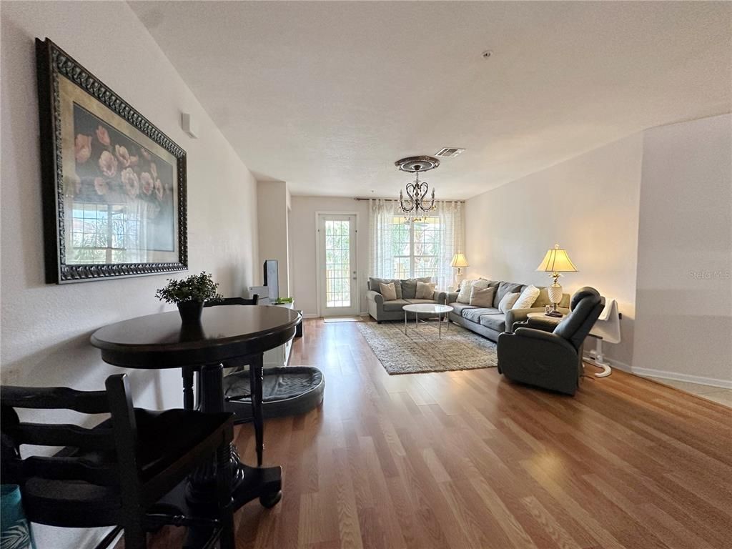Image 9 of property listing at 5036 SHOREWAY LOOP 30505, Orlando, FL 32819