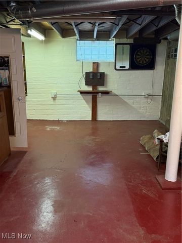 18229 Neff Road, Cleveland, OH 44119