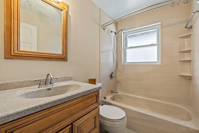 3336 Alexis Road, Colerain Twp, OH 45239