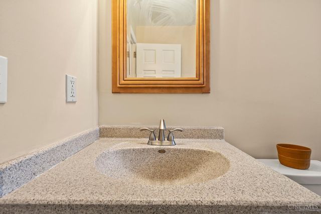 3336 Alexis Road, Colerain Twp, OH 45239