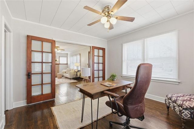 7821 Robinson Street, Overland Park, KS 66204