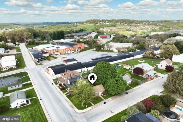403 E MAPLE ST, Dallastown, PA 17313