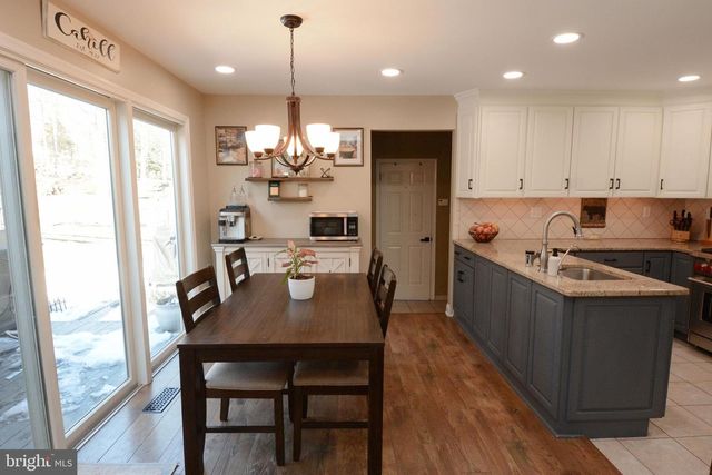 26 BOULDER DR, Sellersville, PA 18960