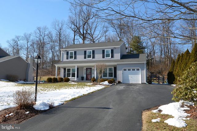 26 BOULDER DR, Sellersville, PA 18960