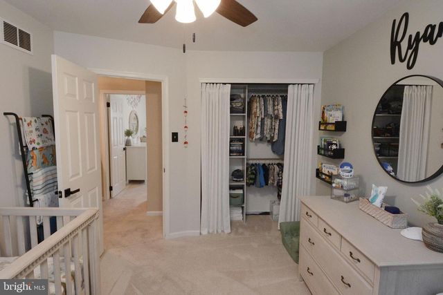 26 BOULDER DR, Sellersville, PA 18960